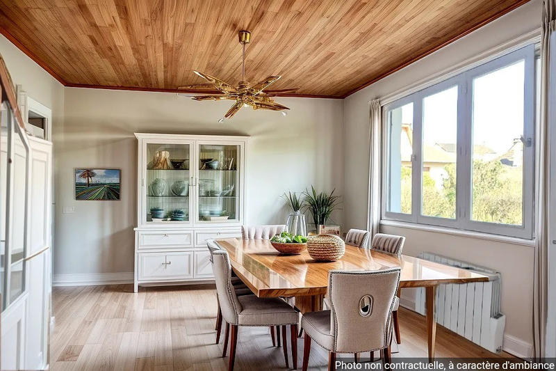 Maison - 165 m² - 6 pièces