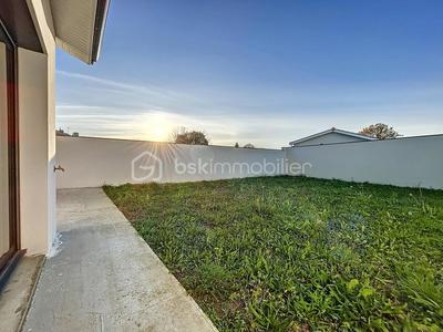 Maison - 110 m² - 5 pièces