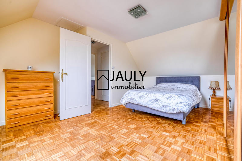 Maison - 87 m² - 4 pièces