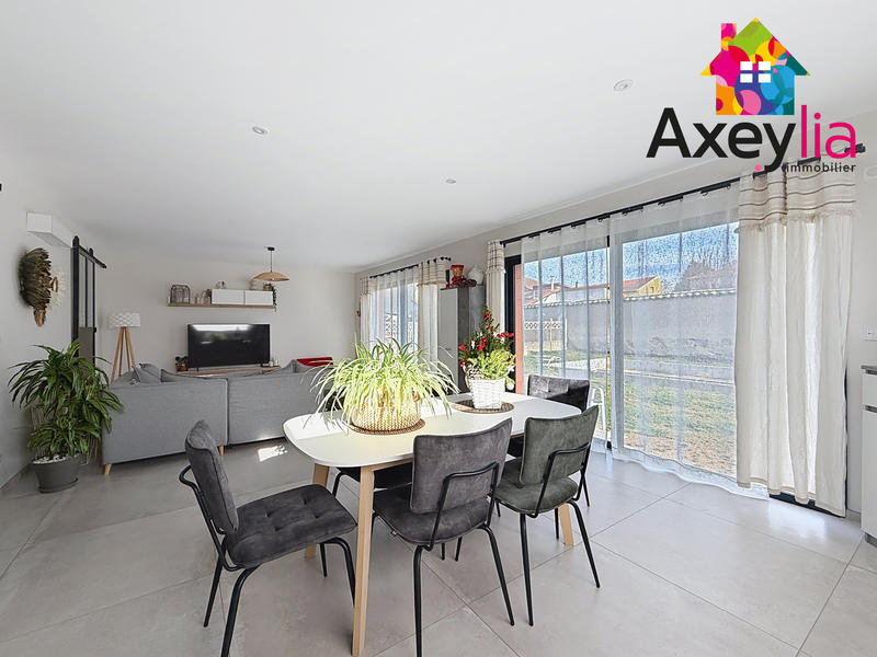 Maison - 155 m² - 6 pièces