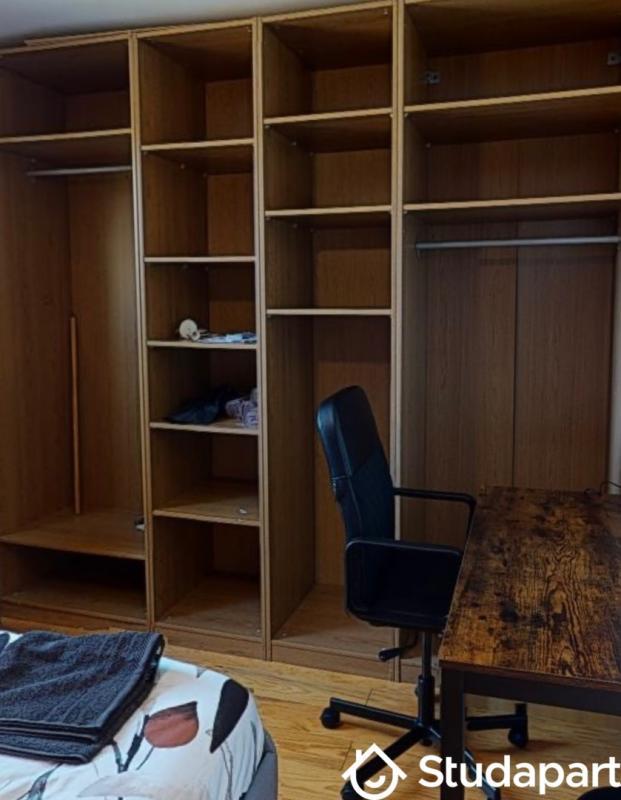 Chambre - 9 m² - 1 pièce