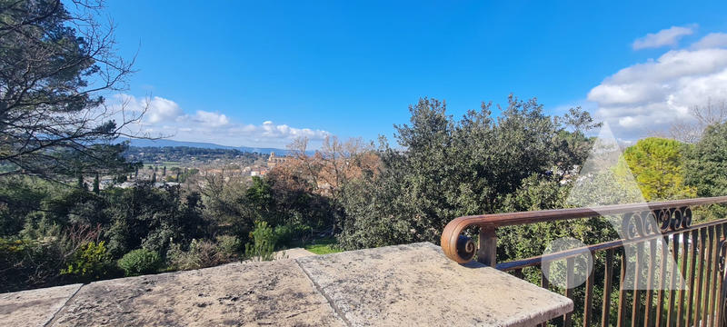 Villa - 175 m² - 6 pièces