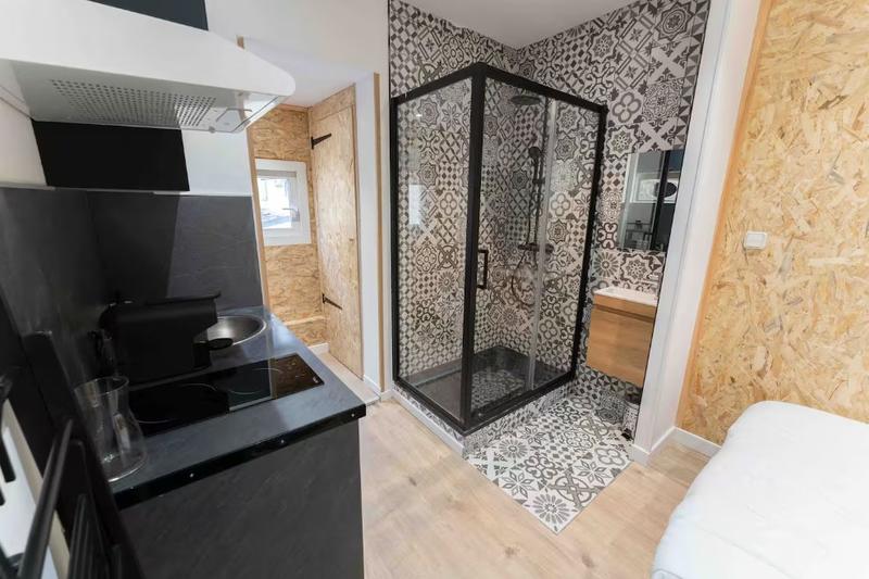 Studio - 24 m² - 3 pièces