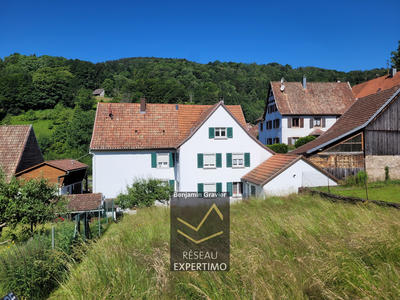 Maison - 220 m² - 10 pièces