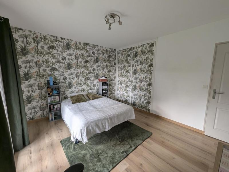 Maison - 175 m² - 7 pièces