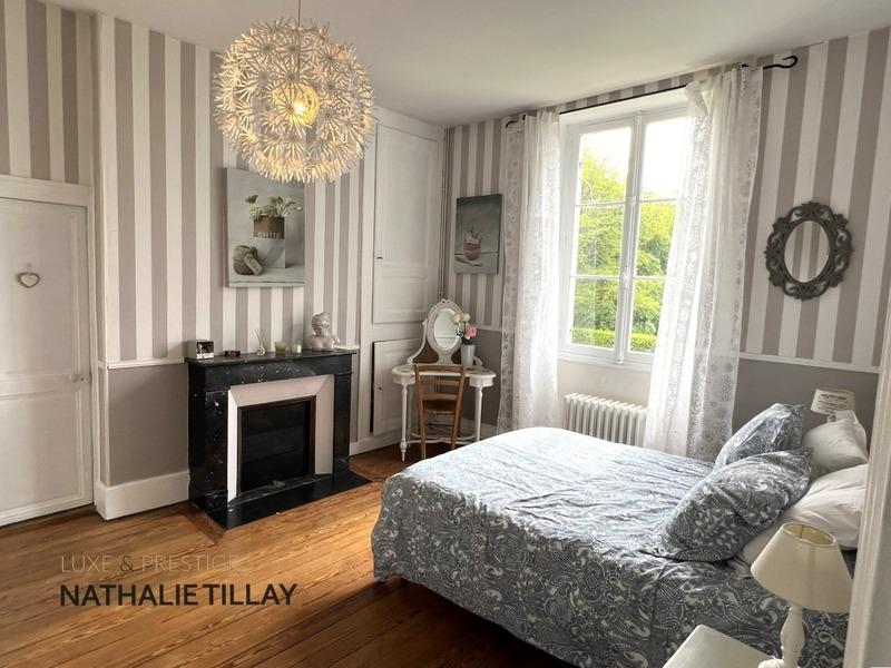 Propriété - 490 m² - 12 pièces