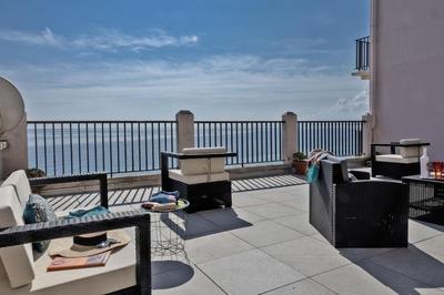 Appartement - 89 m² - 4 pièces