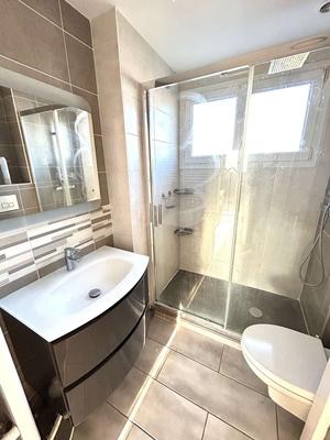 Maison traditionnelle - 95 m² - 5 pièces