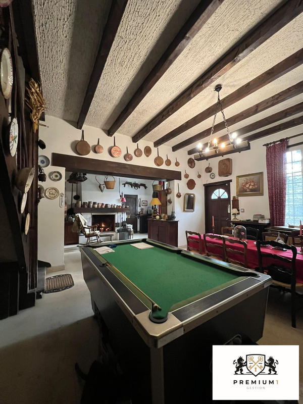 Maison - 161 m² - 6 pièces