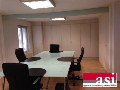 Bureau - 79 m² - 3 pièces