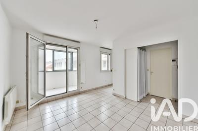 Studio - 37 m² - 1 pièce
