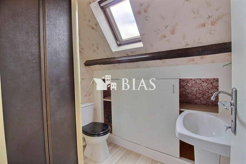 Maison - 95 m² - 4 pièces