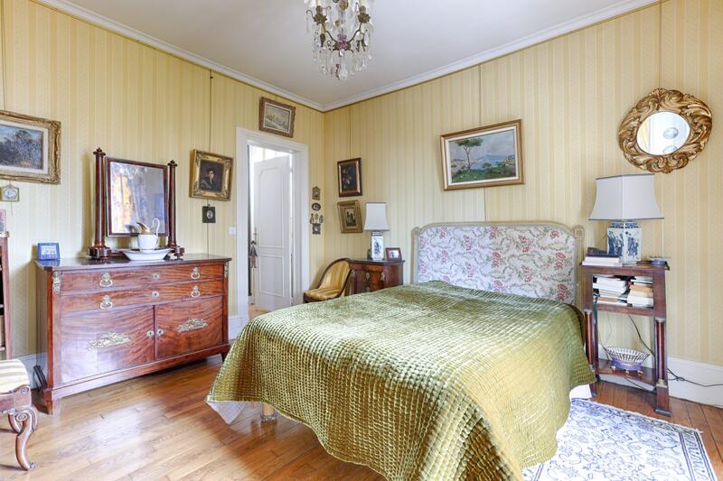 Maison ancienne - 150 m² - 8 pièces