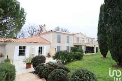 Local commercial - 1 016 m²