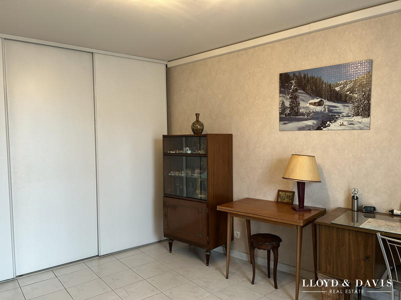 Appartement - 95 m² - 4 pièces