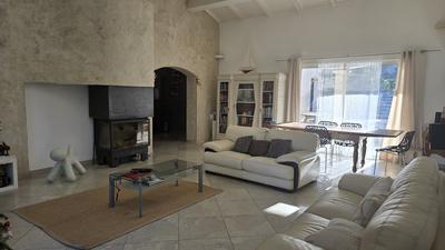 Propriété - 295 m² - 12 pièces