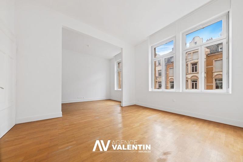 Appartement - 108 m² - 5 pièces