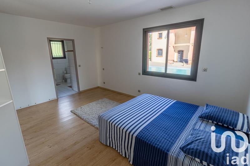 Maison - 640 m² - 12 pièces