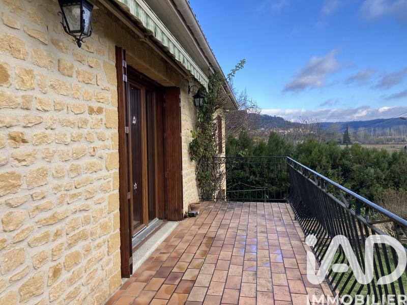 Maison - 149 m² - 6 pièces