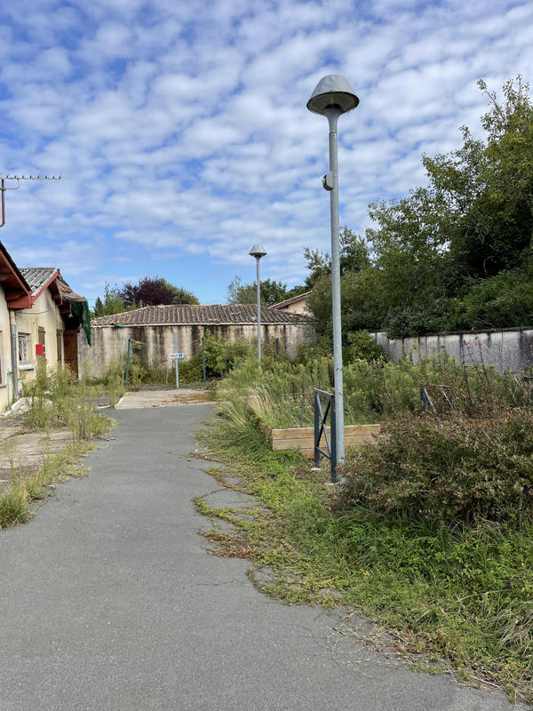 Maison - 500 m² - 1 pièce