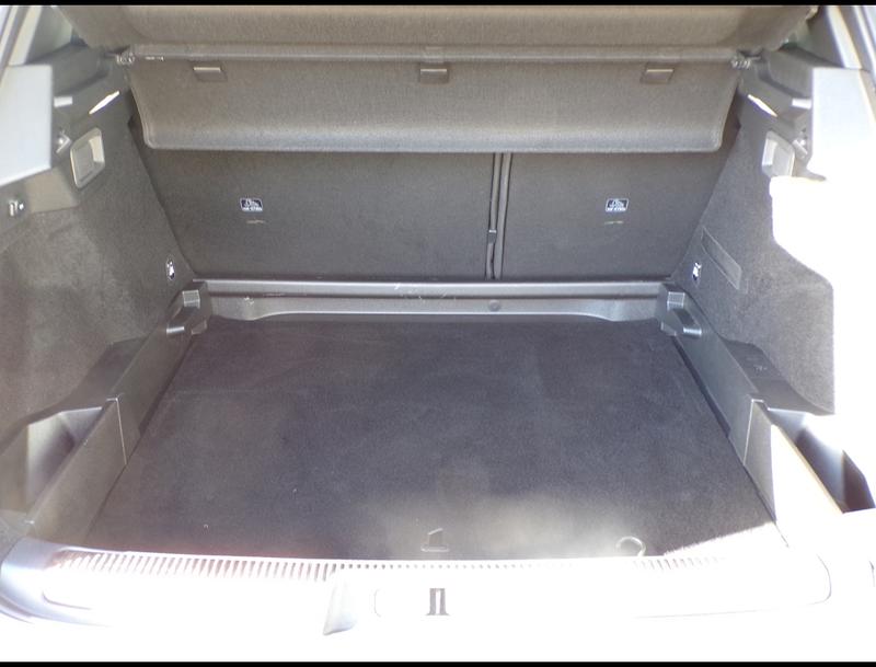 Ds Ds 7 Crossback Bhdi 130 Rivoli Eat8