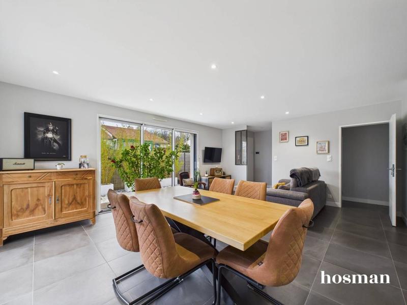 Maison - 108 m² - 4 pièces