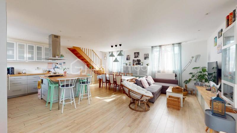 Maison - 122 m² - 5 pièces