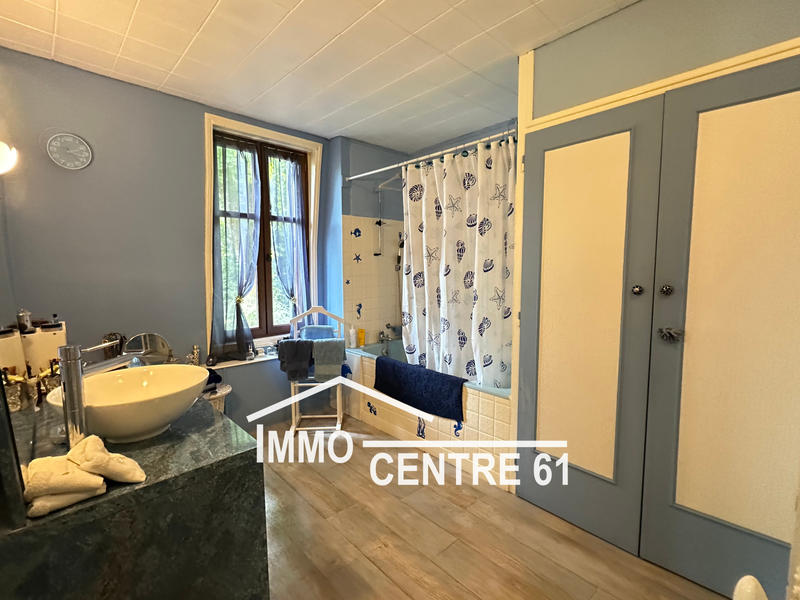 Maison - 130 m² - 6 pièces