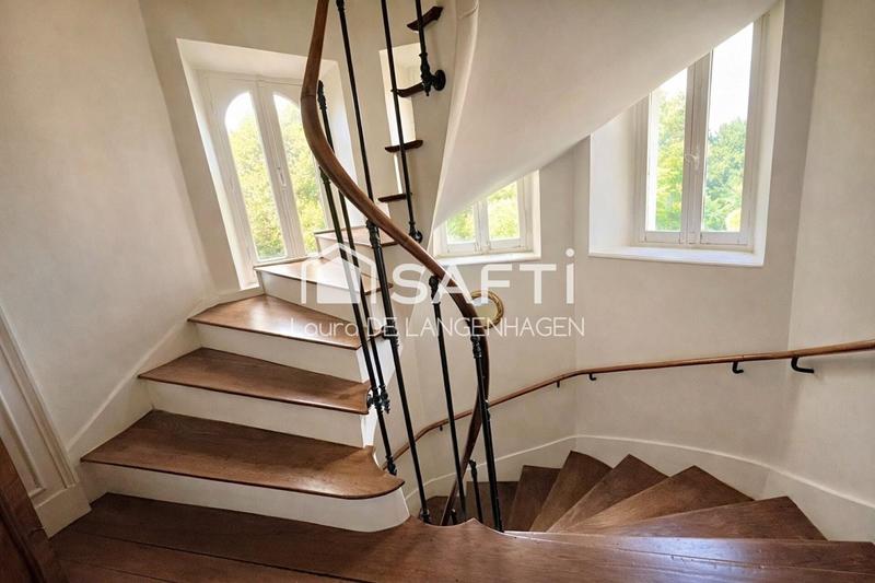 Propriété - 358 m² - 12 pièces