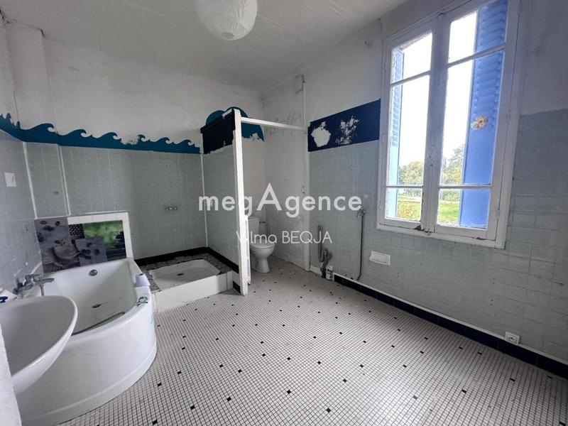 Moulin - 114 m² - 6 pièces