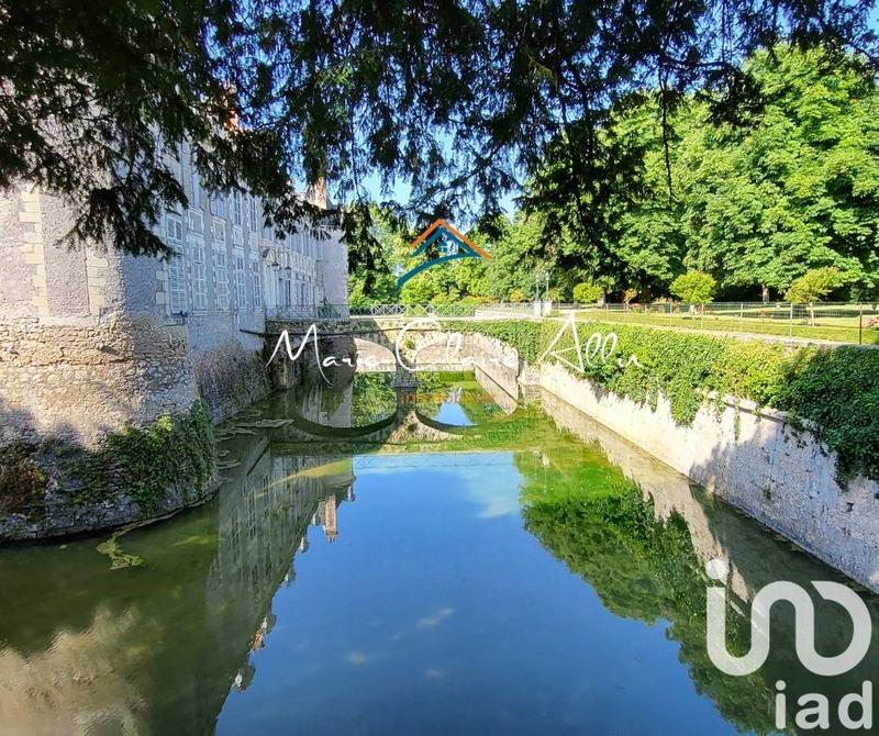 Appartement - 165 m² - 6 pièces