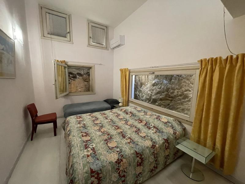 Maison - 219 m² - 6 pièces