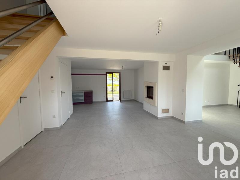 Maison - 140 m² - 6 pièces
