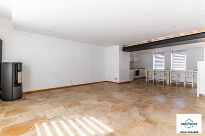 Immeuble - 330 m² - 11 pièces