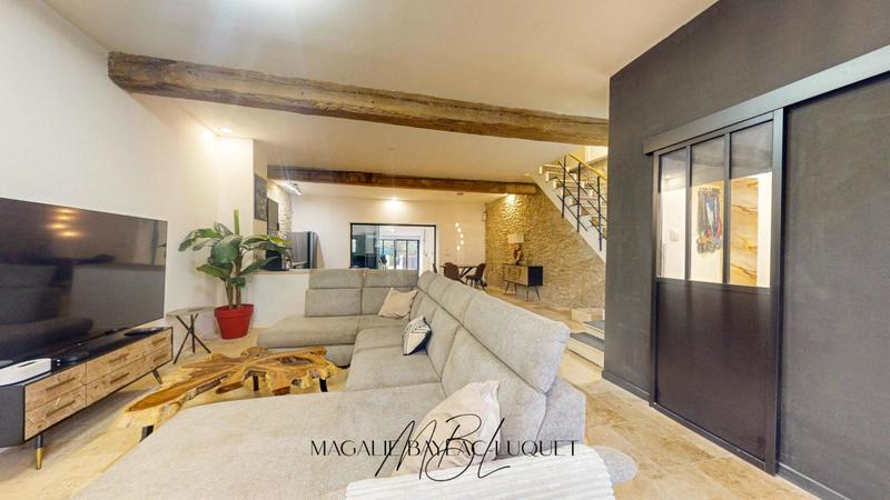 Maison - 164 m² - 5 pièces