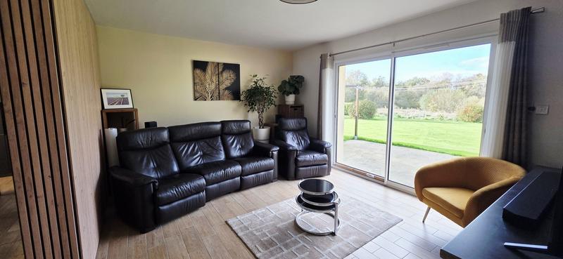 Maison - 288 m² - 10 pièces