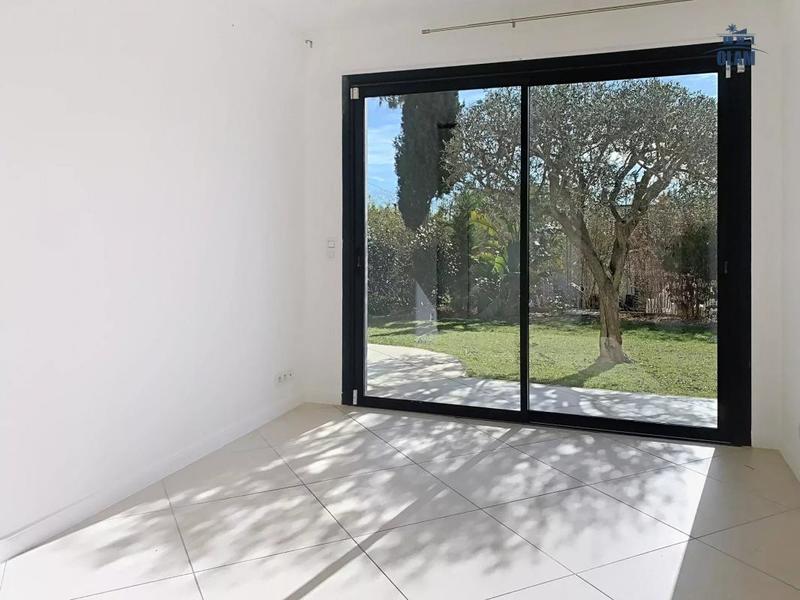 Villa - 163 m² - 4 pièces