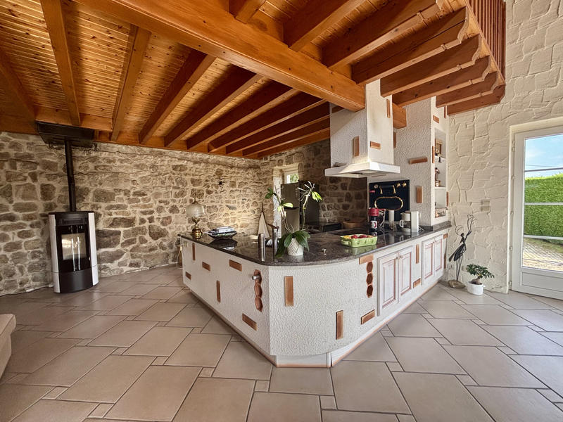 Maison - 197 m² - 6 pièces