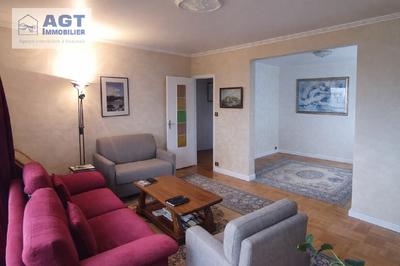 Appartement - 96 m² - 5 pièces
