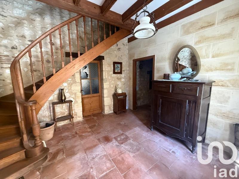 Maison de village - 211 m² - 7 pièces
