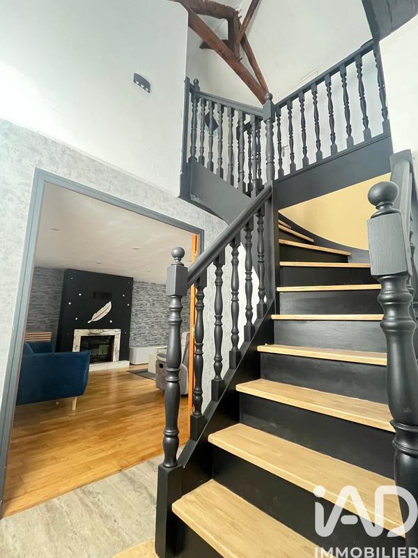 Appartement - 129 m² - 6 pièces