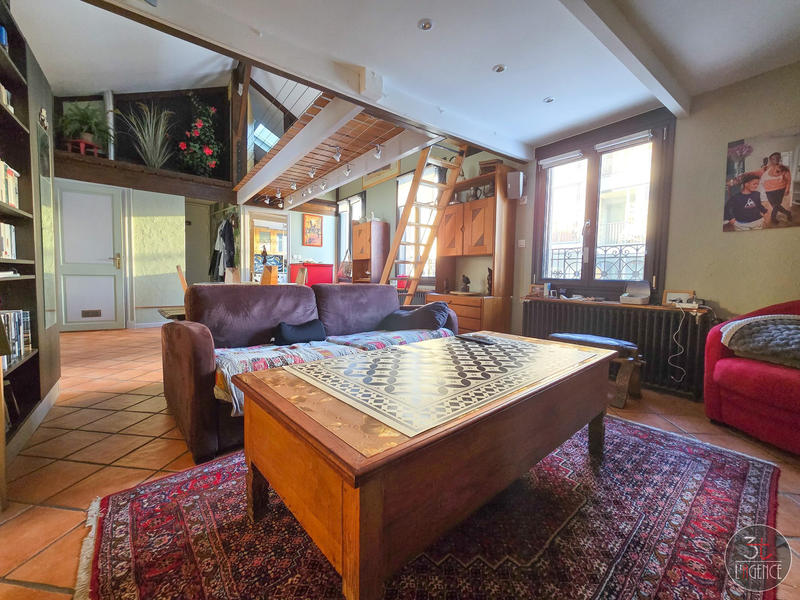 Appartement - 84 m² - 4 pièces