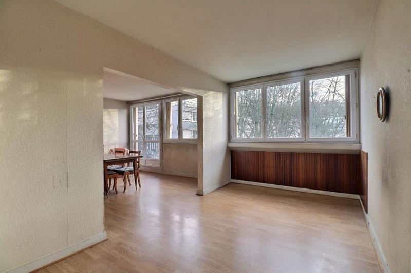 Appartement - 85 m² - 5 pièces