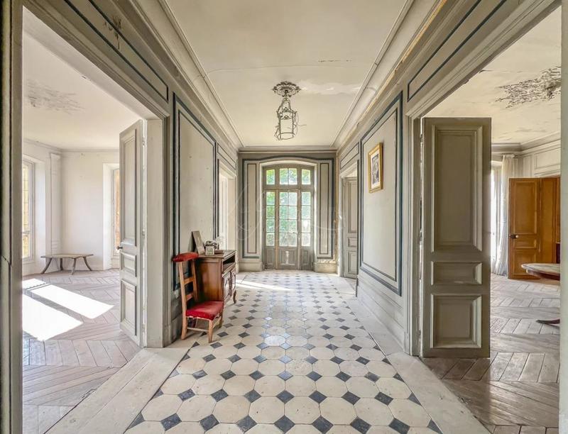 Château - 476 m² - 21 pièces