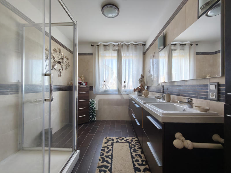 Viager - Appartement - 77 m² - 5 pièces