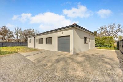 Maison - 106 m² - 4 pièces