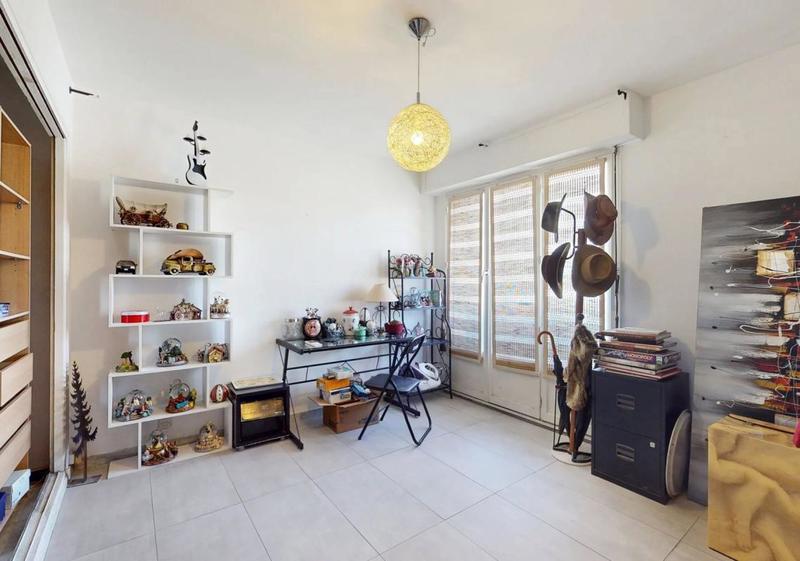 Appartement - 84 m² - 3 pièces