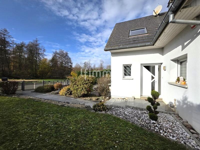 Maison - 160 m² - 8 pièces