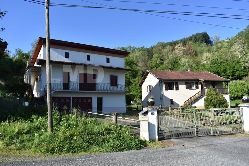 Maison - 106 m² - 9 pièces