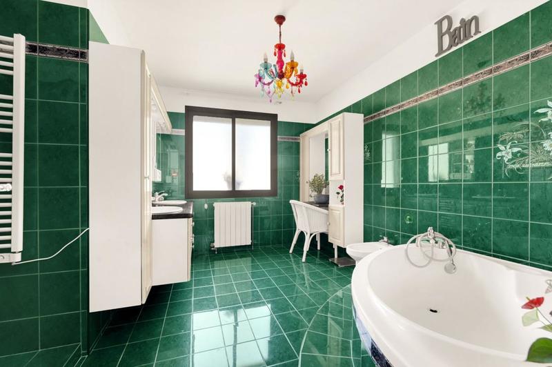 Maison - 192 m² - 5 pièces